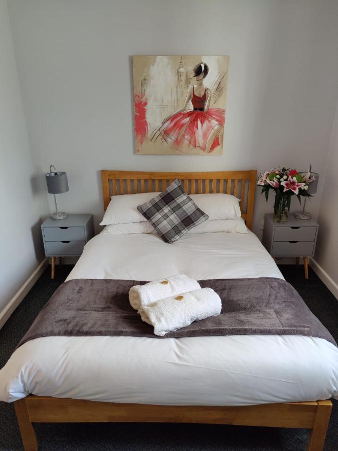 Woolpack Inn Чичестър Екстериор снимка